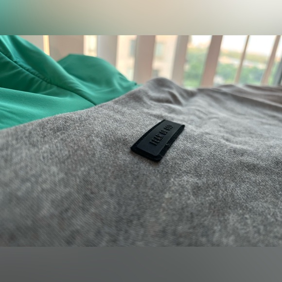 💎❇️Authentic Fear of God Essential Hoodie - Green Hood ✅💎 -XS - Picture 10 of 17